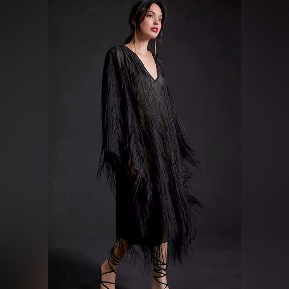 Fringed Shine Kaftan - Picture 5 of 9